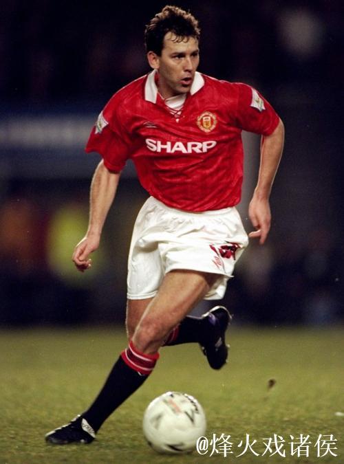 太阳报独家：为了降本，曼联股东拉爵要求将主场的餐饮外包